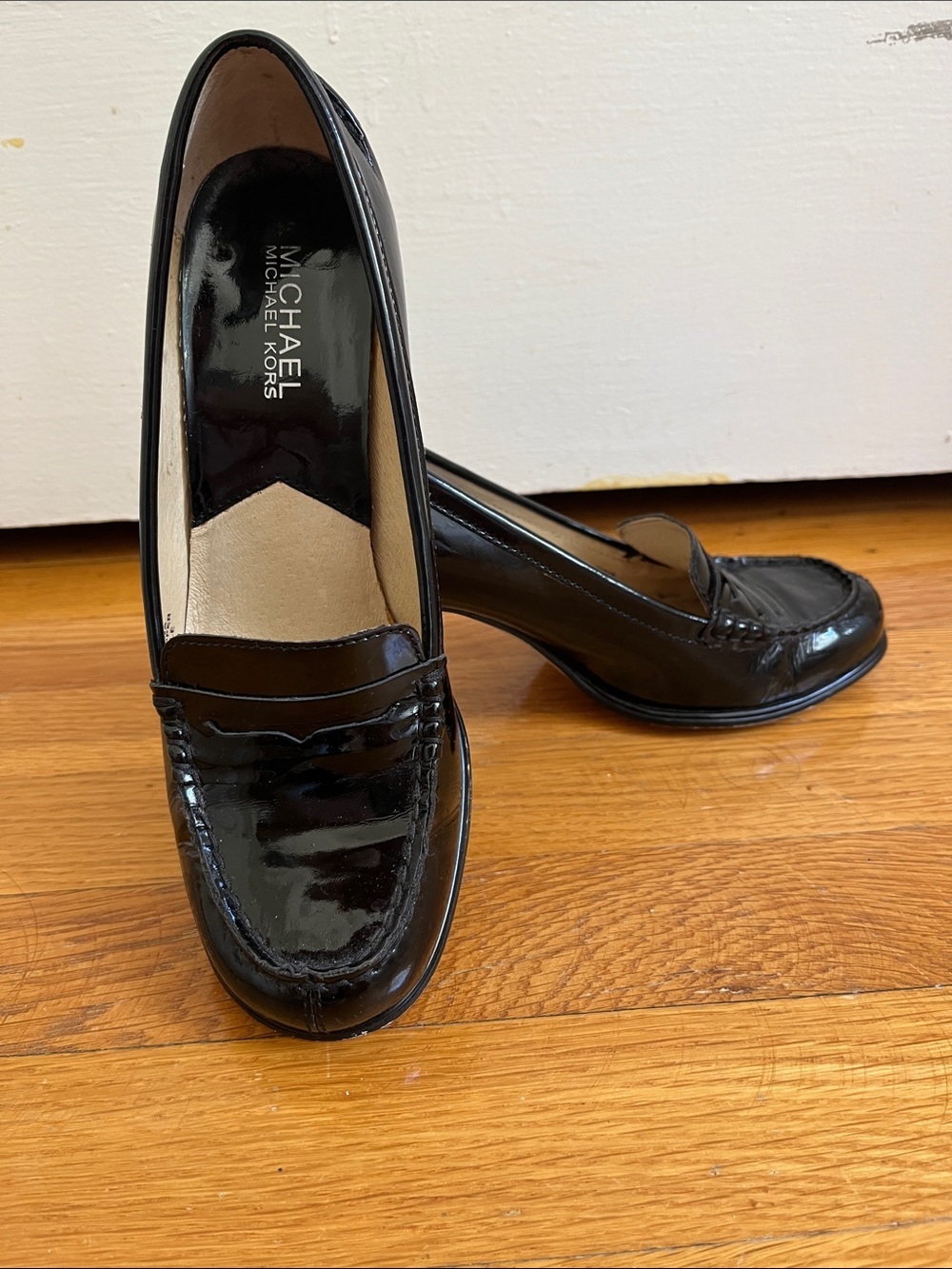 Michael by Michael Kors Size 6 1/2 Black Patent Leather Oxford Pumps 6.5 Heels - Picture 10 of 13